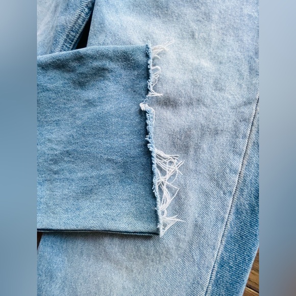 Pull&Bear raw hem wide leg Blue Denim Jeans women’s size 6 - Picture 4 of 8